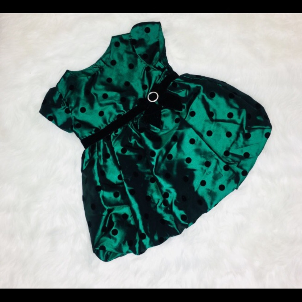 MAVEANDMEME.COM • DRESSUP@MAVEANDMEME.COM